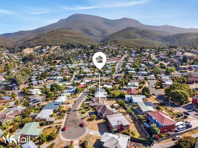 House for sale in Lenah Valley
