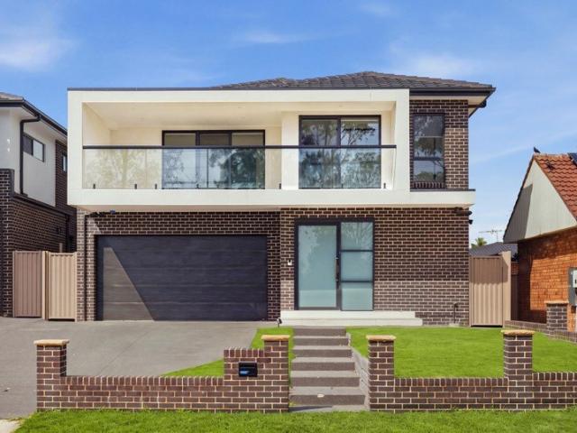 House for sale in Smithfield, Sydney