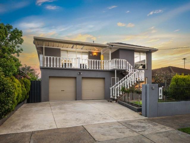 House for sale in Bell Post Hill, Geelong