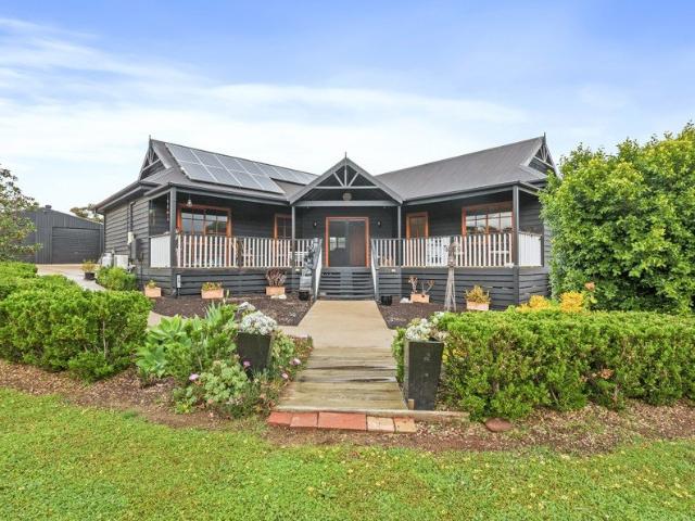 House for sale in Rutherglen, Shire of Indigo