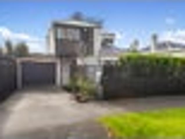 House for sale in Balmoral, Oroua County