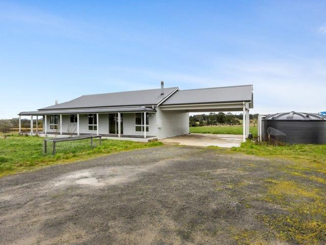 House for sale in Dunnstown, Victoria