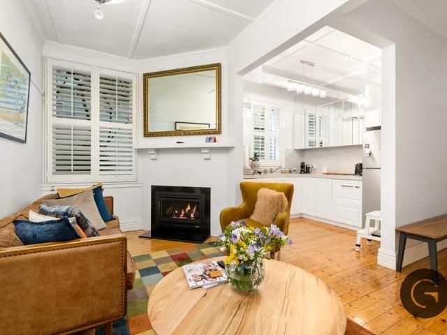Apartment for rent in Jolimont, Melbourne