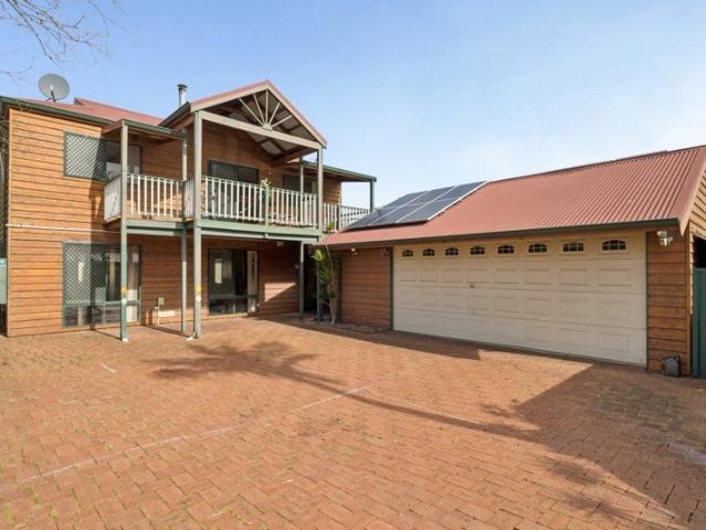 House for sale in Carlisle, Western Australia