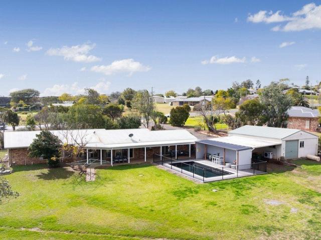 Cottage for sale in Toowoomba, Queensland
