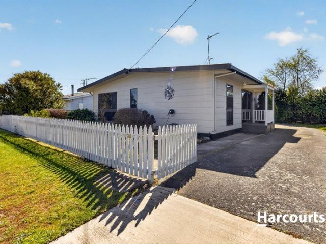 House for sale in Beauty Point, Tasmania