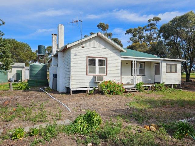 House for sale in Nhill, Shire of Hindmarsh