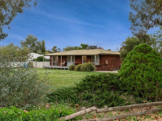 House for sale in Howlong, New South Wales