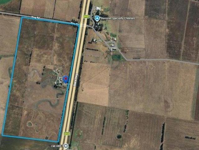 Cottage for sale in Bass, Victoria