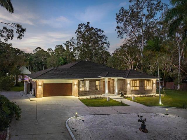 Cottage for sale in Toombul, Queensland