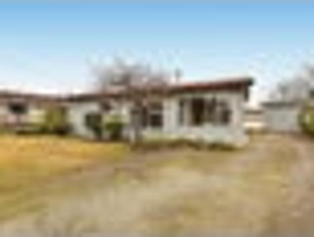 House for sale in Otakou
