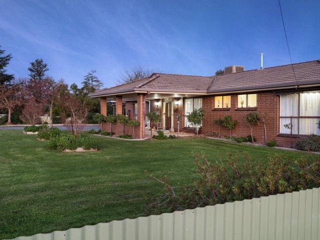 House for sale in Howlong, New South Wales