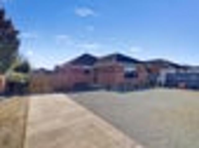House for sale in Chaslands, Canterbury