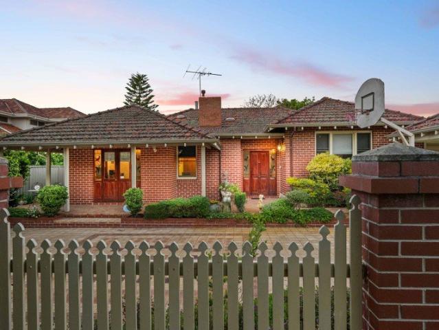 House for sale in Floreat, Town of Cambridge
