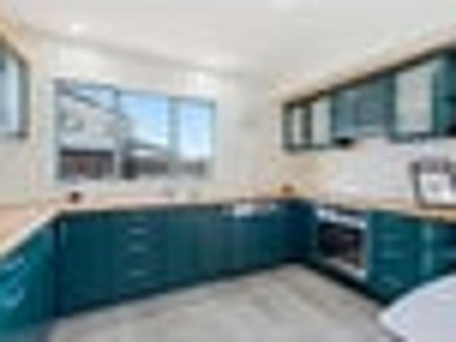 House for sale in Wairau Valley
