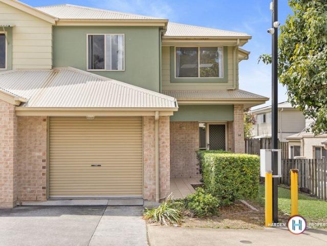 Townhouse for sale in Toombul, Queensland