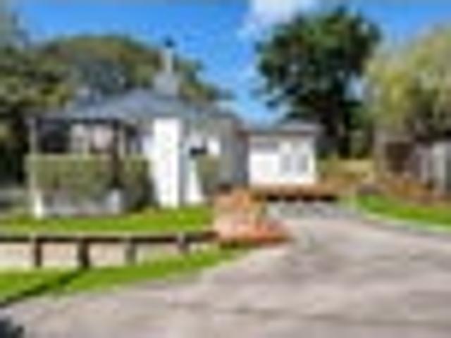 House for sale in Te Atatū South, Henderson-Massey