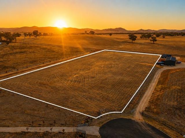 Cottage for sale in Gulgong, New South Wales
