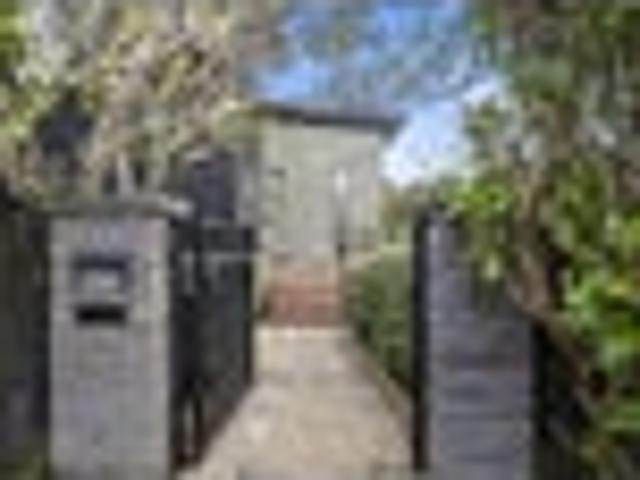 House for sale in Cape Hill, Franklin