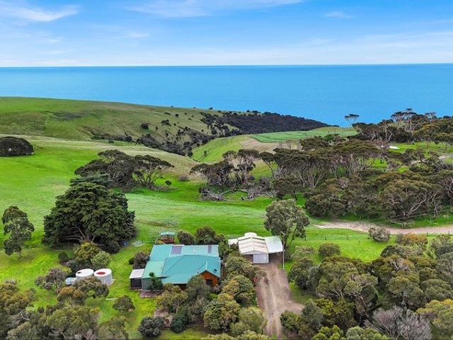 House for sale in Antechamber Bay, South Australia