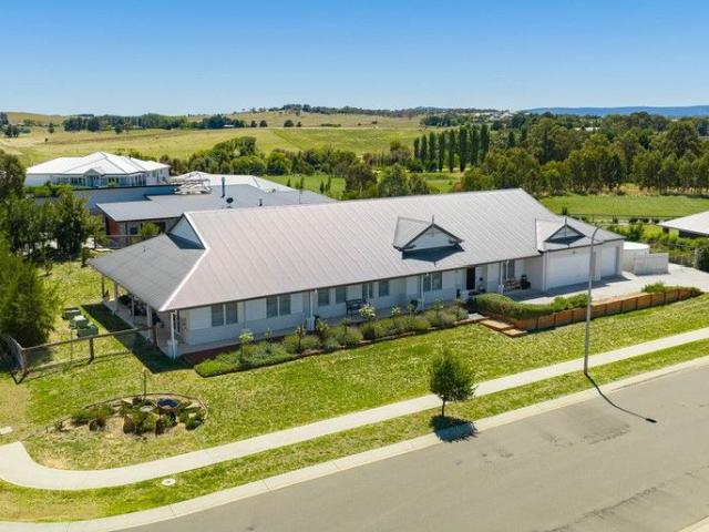 House for sale in Brisbane Grove, New South Wales