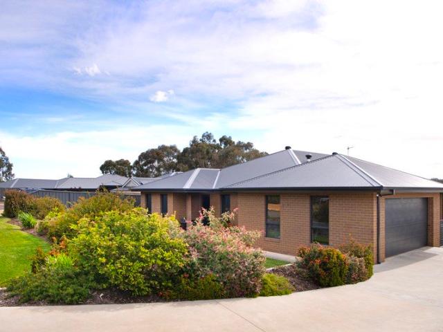 House for sale in Campbells Creek, Victoria