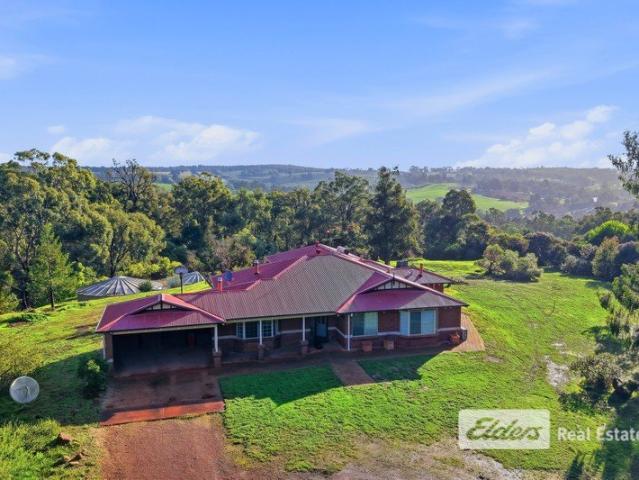 Cottage for sale in Bridgetown, Western Australia