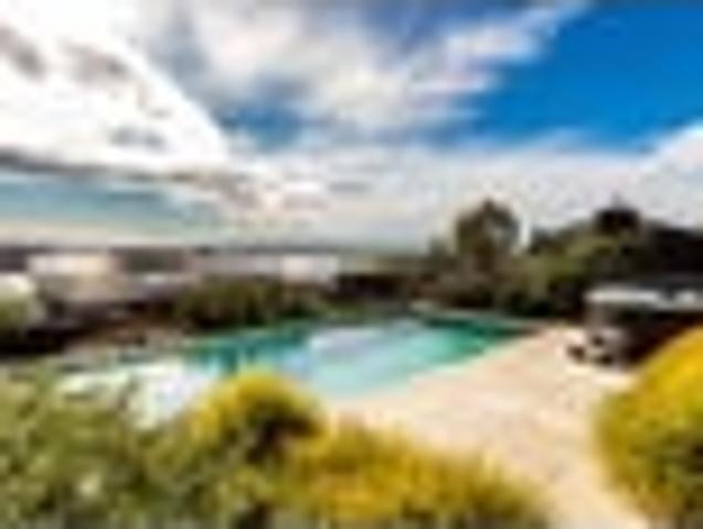 House for sale in Chaslands, Canterbury