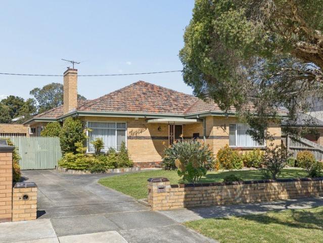 House for sale in Bentleigh, Melbourne