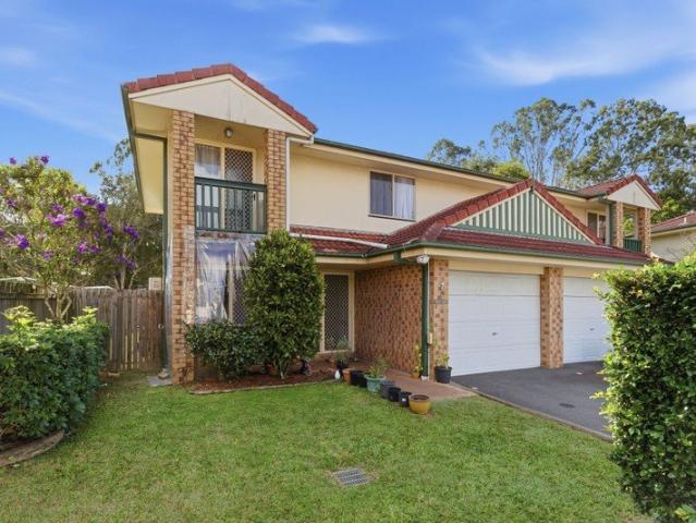 Townhouse for sale in Toombul, Queensland