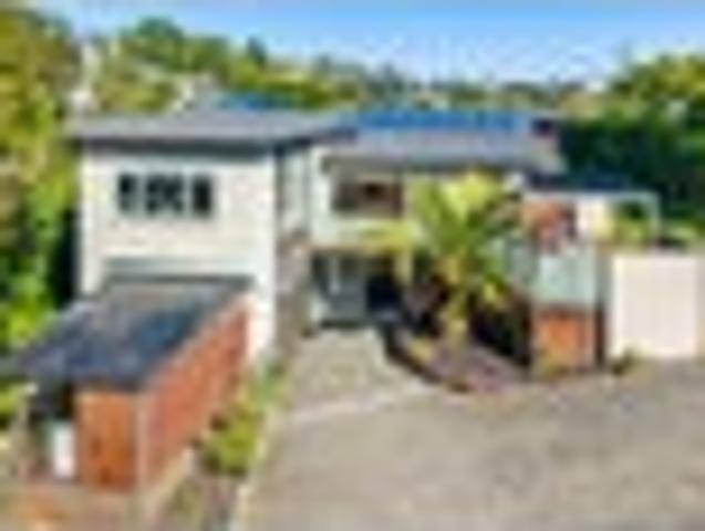 House for sale in Paremoremo