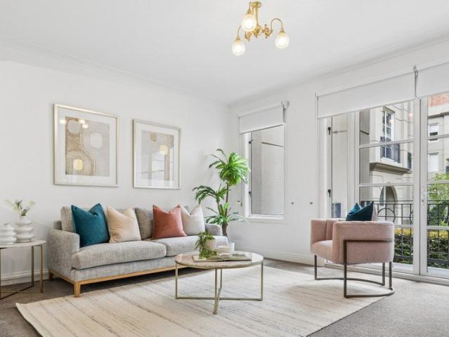 Apartment for sale in East Melbourne, Melbourne