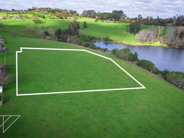 Land for sale in Rokeby, Victoria