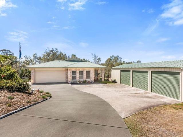 Cottage for sale in Withcott, Queensland