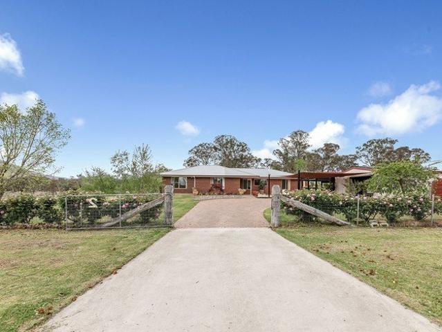 House for sale in Tenterfield, Tenterfield Shire Council