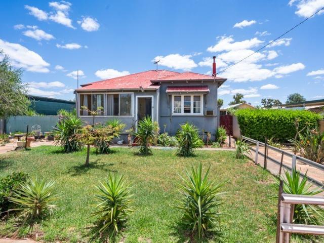 House for sale in Boulder, Western Australia