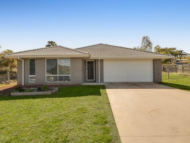 House for sale in Kingsthorpe, Queensland