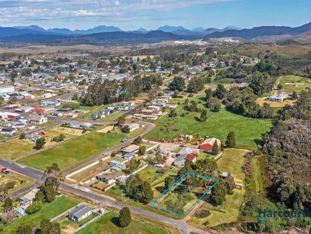 Land for sale in Zeehan, Tasmania