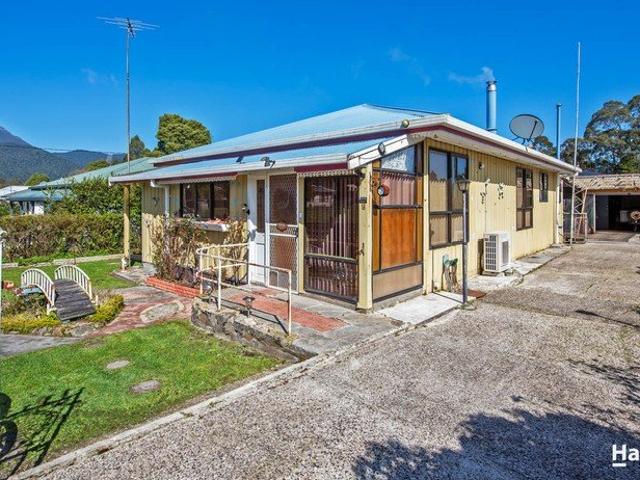 House for sale in Rosebery, West Coast