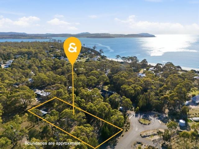 Land for sale in Spring Beach, Tasmania