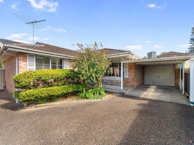 Villa for sale in Sydney, New South Wales