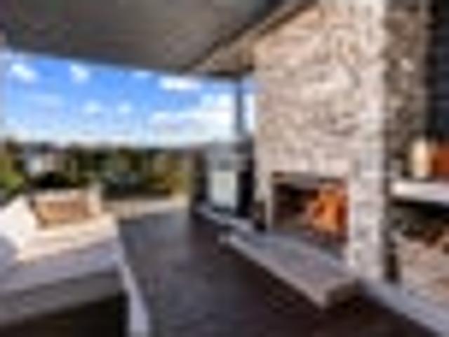 House for sale in Chaslands, Canterbury