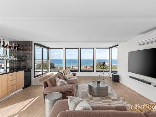 Townhouse for sale in Ocean Grove, Victoria
