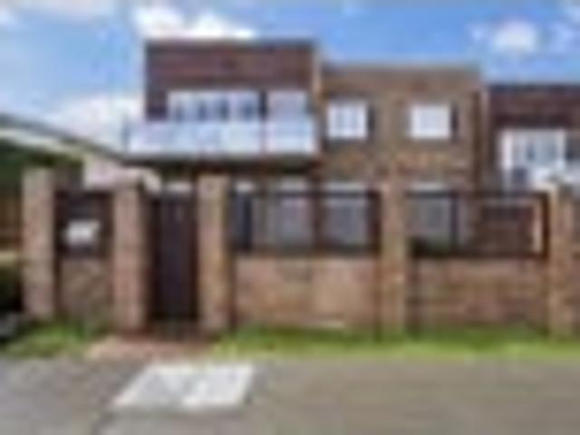 Townhouse for sale in Onehunga