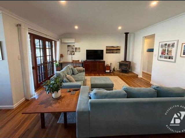 House for rent in Broadwater, Western Australia