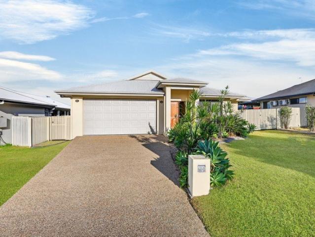 House for sale in Bushland Beach, Queensland