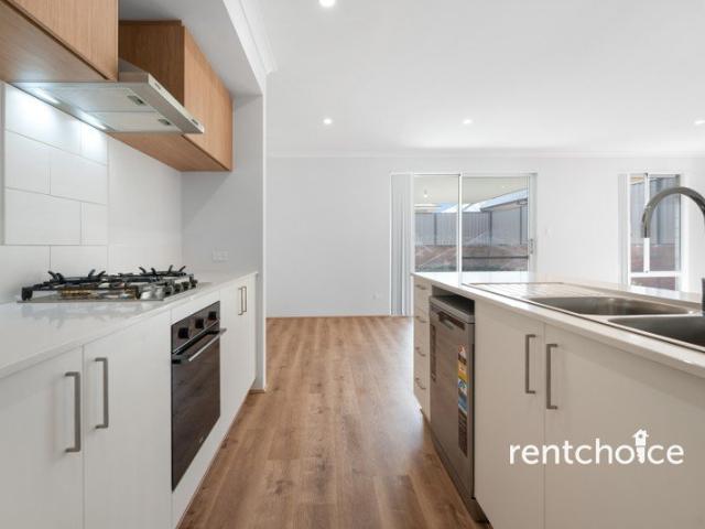 House for rent in Whitby, Western Australia