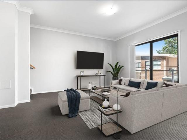 Townhouse for rent in Capalaba, Greater Brisbane