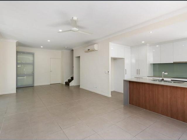 Townhouse for rent in Fernbrook, Queensland