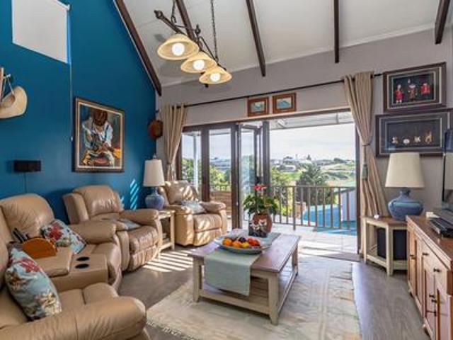 House for sale in Groot Brak Rivier, Western Cape